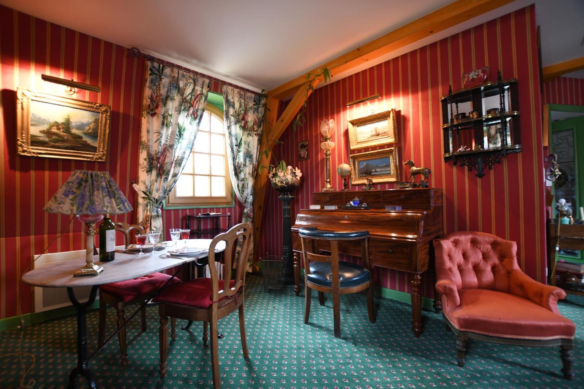Le Val Clos, Appartement Dans Une Maison De Maitre 19E Tanlay Экстерьер фото