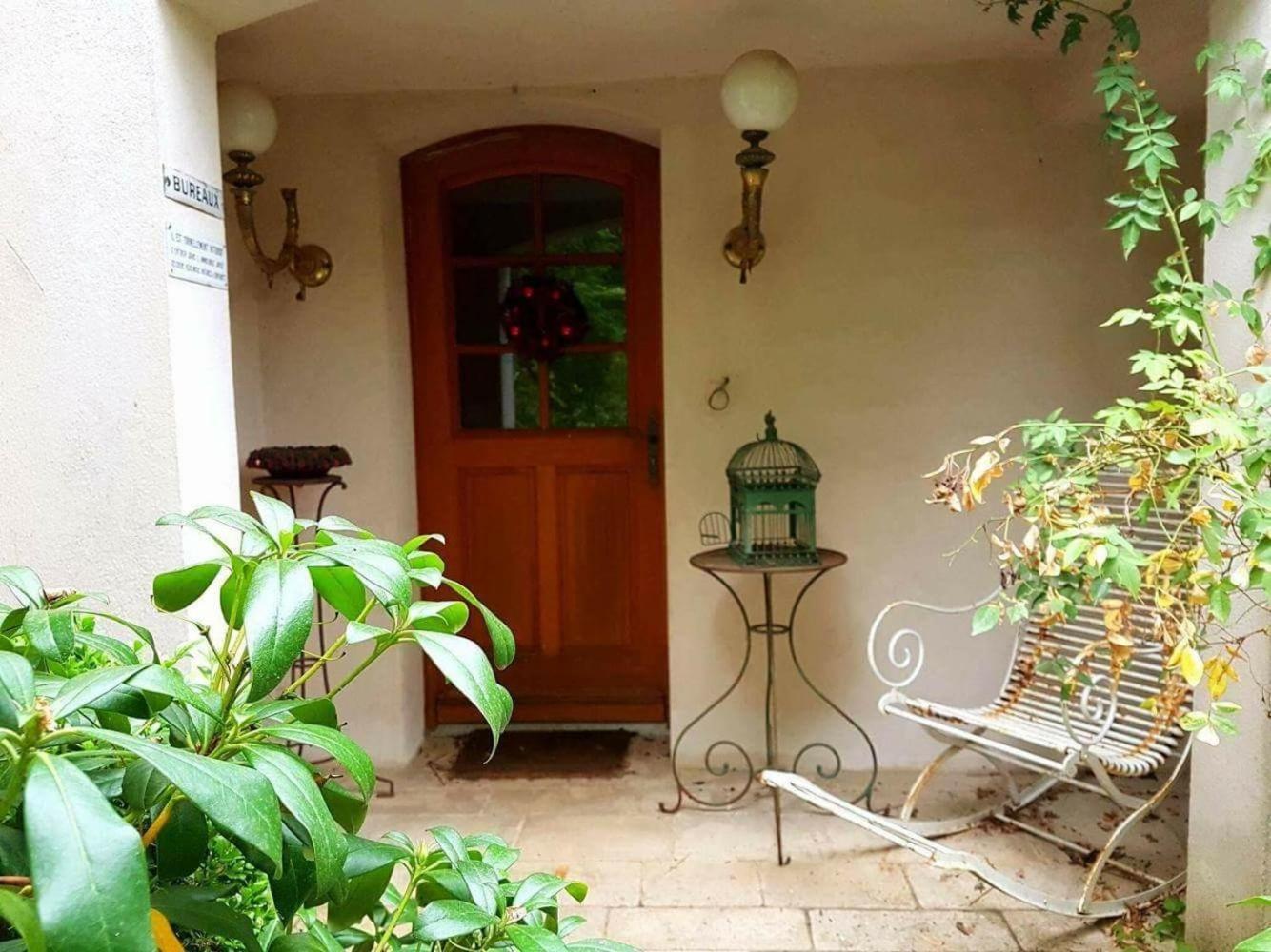 Le Val Clos, Appartement Dans Une Maison De Maitre 19E Tanlay Экстерьер фото